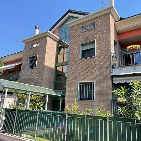 Appartamento Pero Fiera Milano Figino المظهر الخارجي الصورة